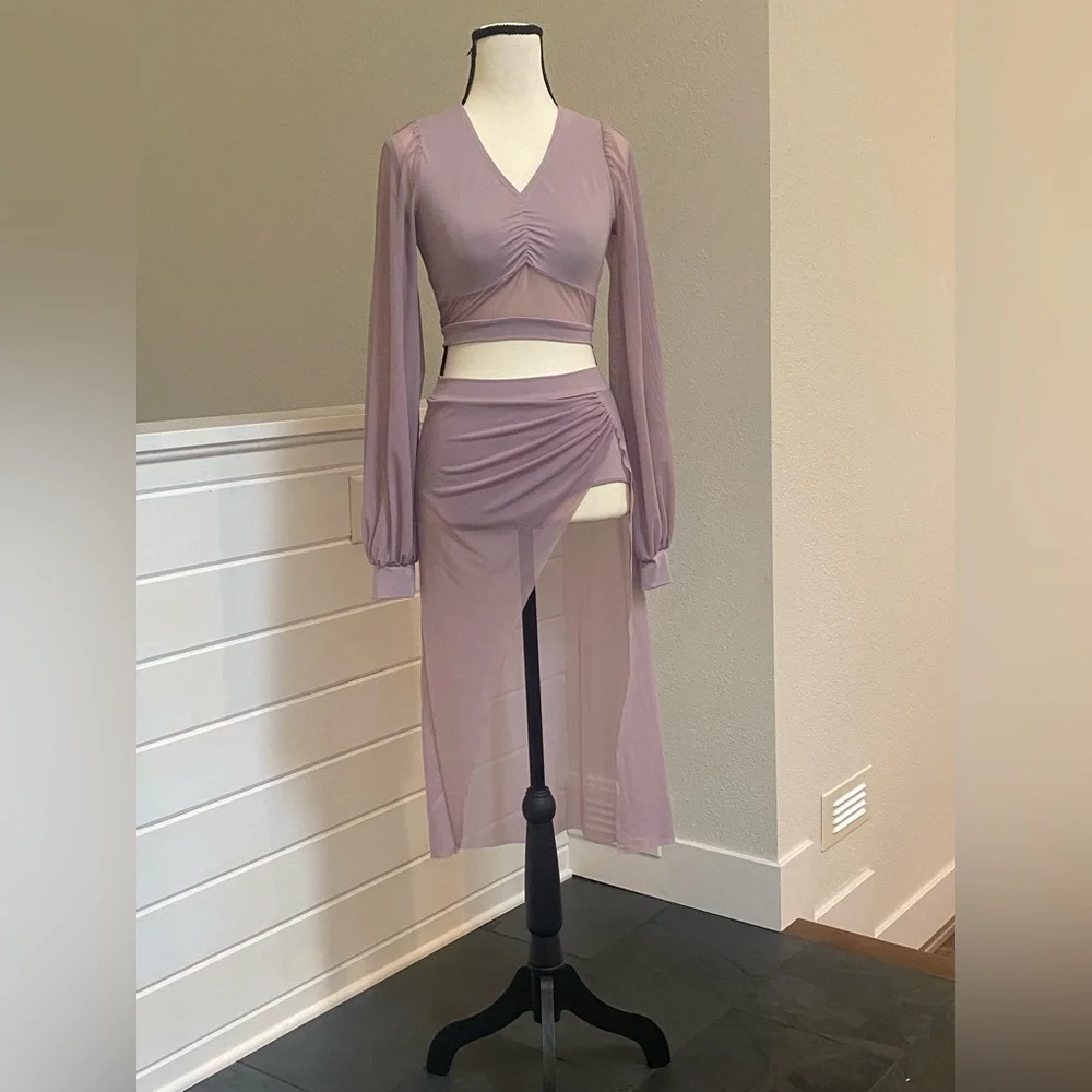 Two-Piece dance Costume - Picture 4 of 4